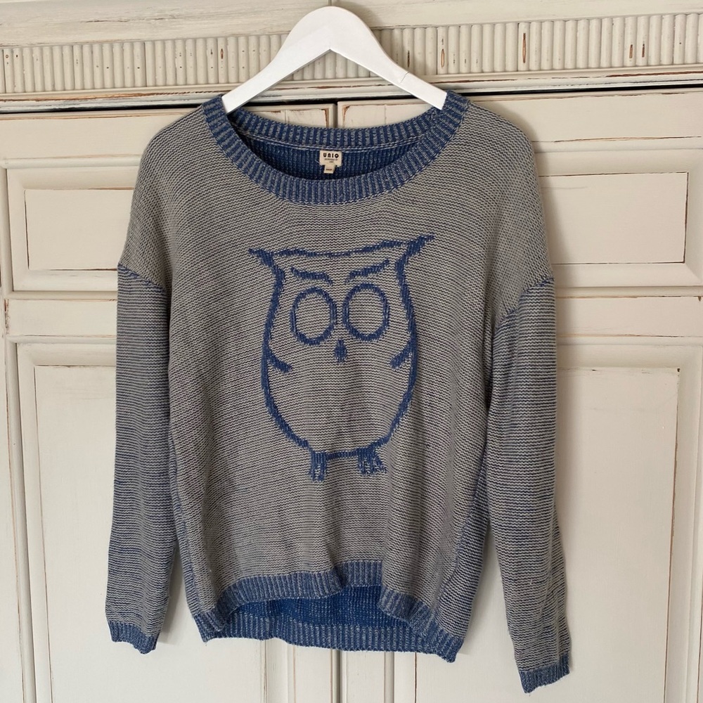 UNIQ Owl Bird Sweater Crew Neck Knit Light Weight Blue Pull Over Corky Teacher
